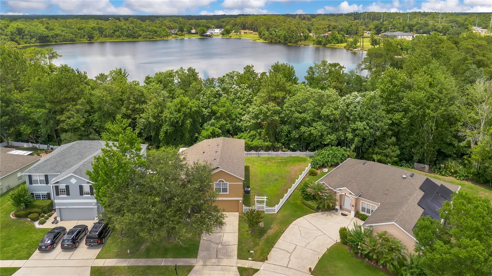 LAKE KEHOE PRESERVE 45/87 - Residential