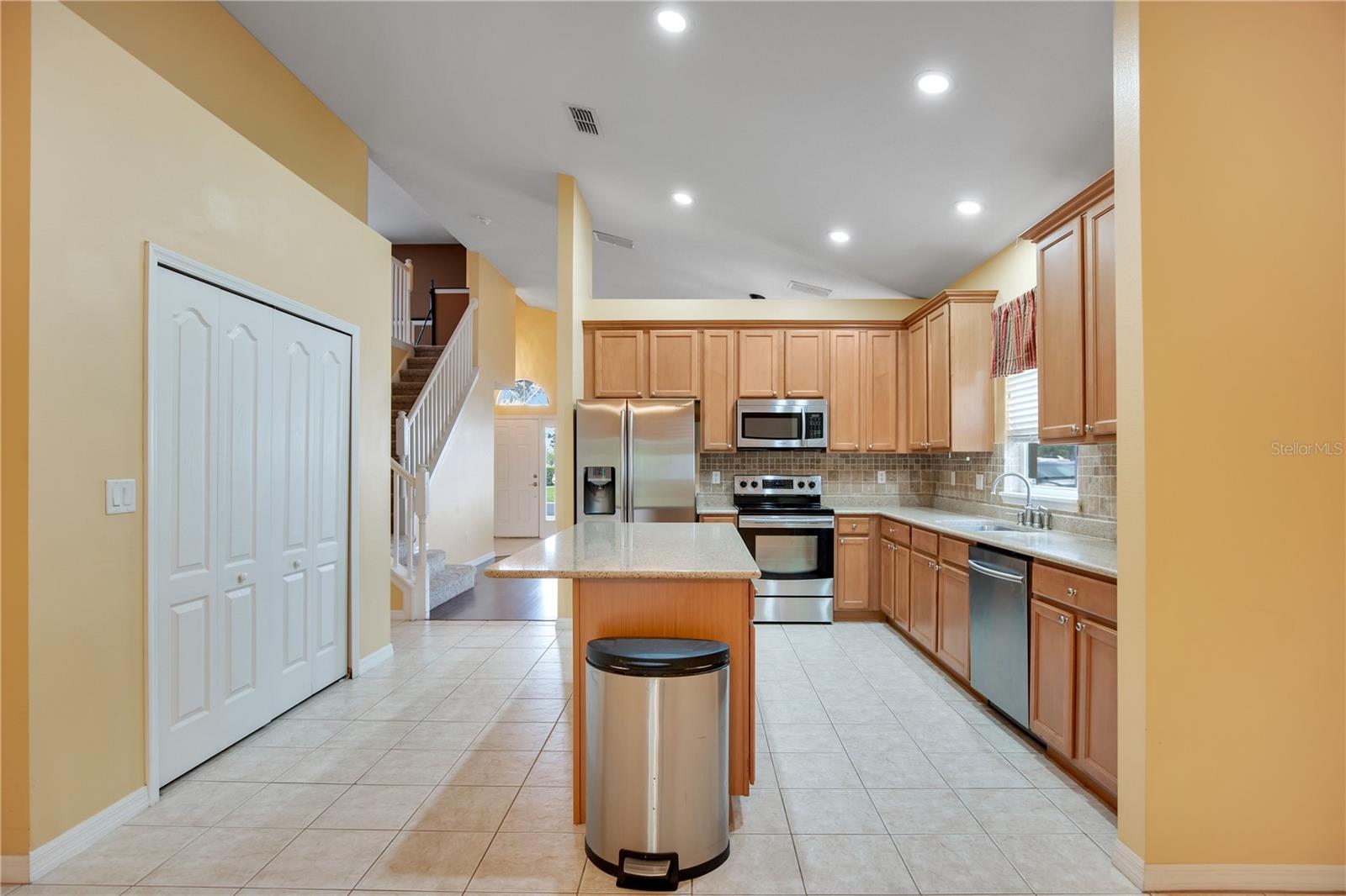 LAKE KEHOE PRESERVE 45/87 - Residential