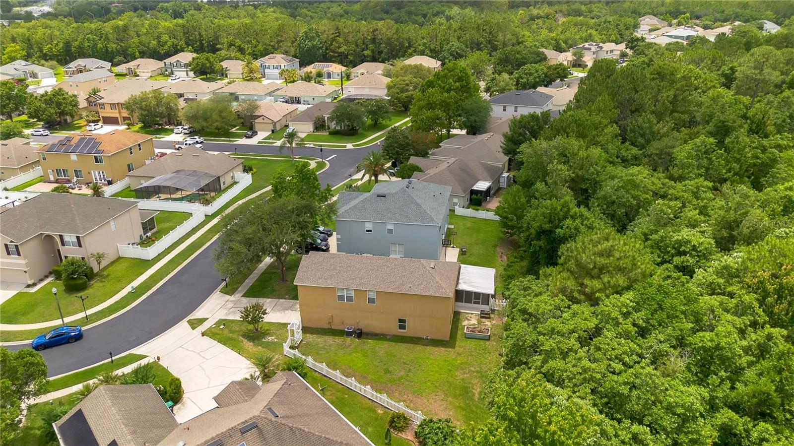 LAKE KEHOE PRESERVE 45/87 - Residential