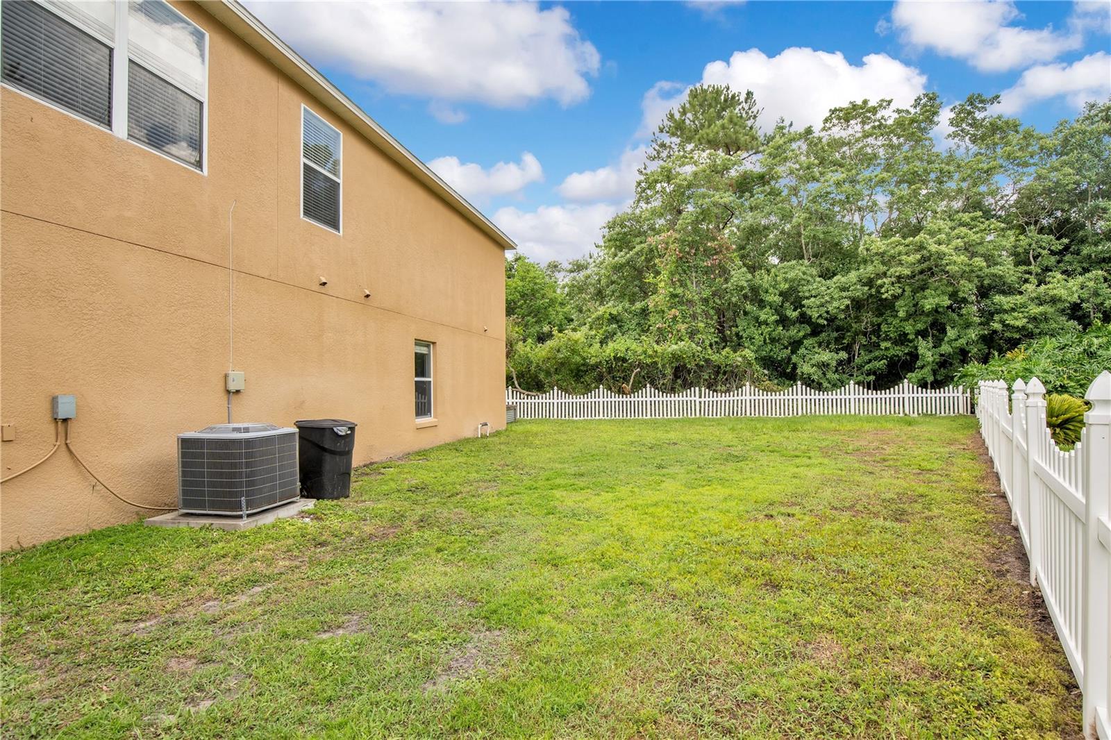 LAKE KEHOE PRESERVE 45/87 - Residential