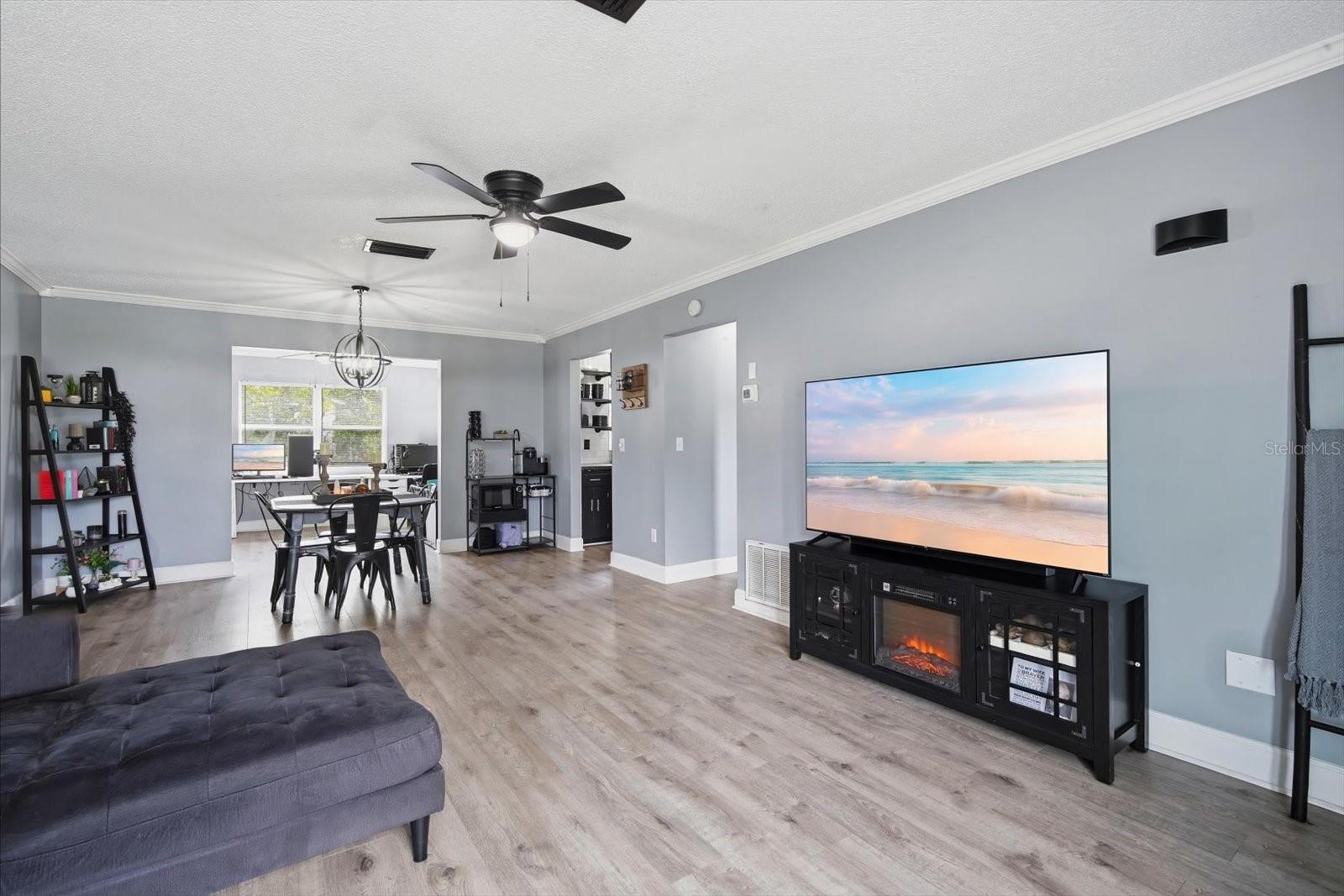 SPRING HILL - Residential