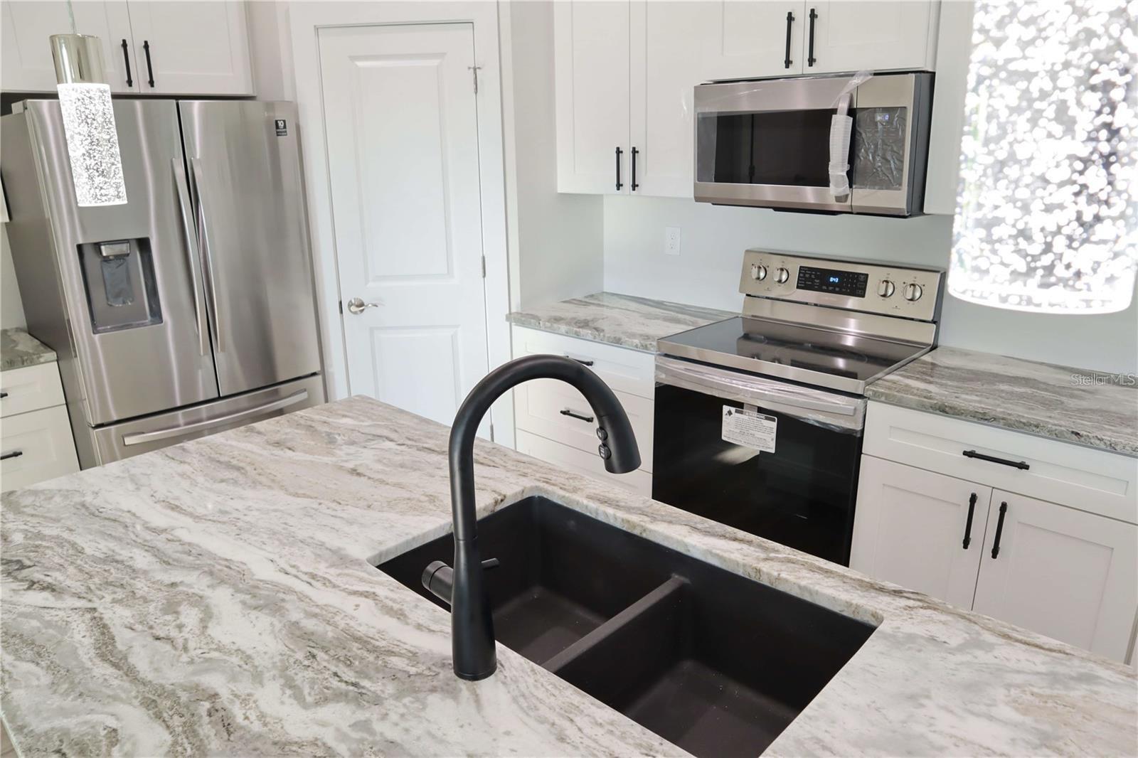 PORT CHARLOTTE SUB 37 - Residential Lease