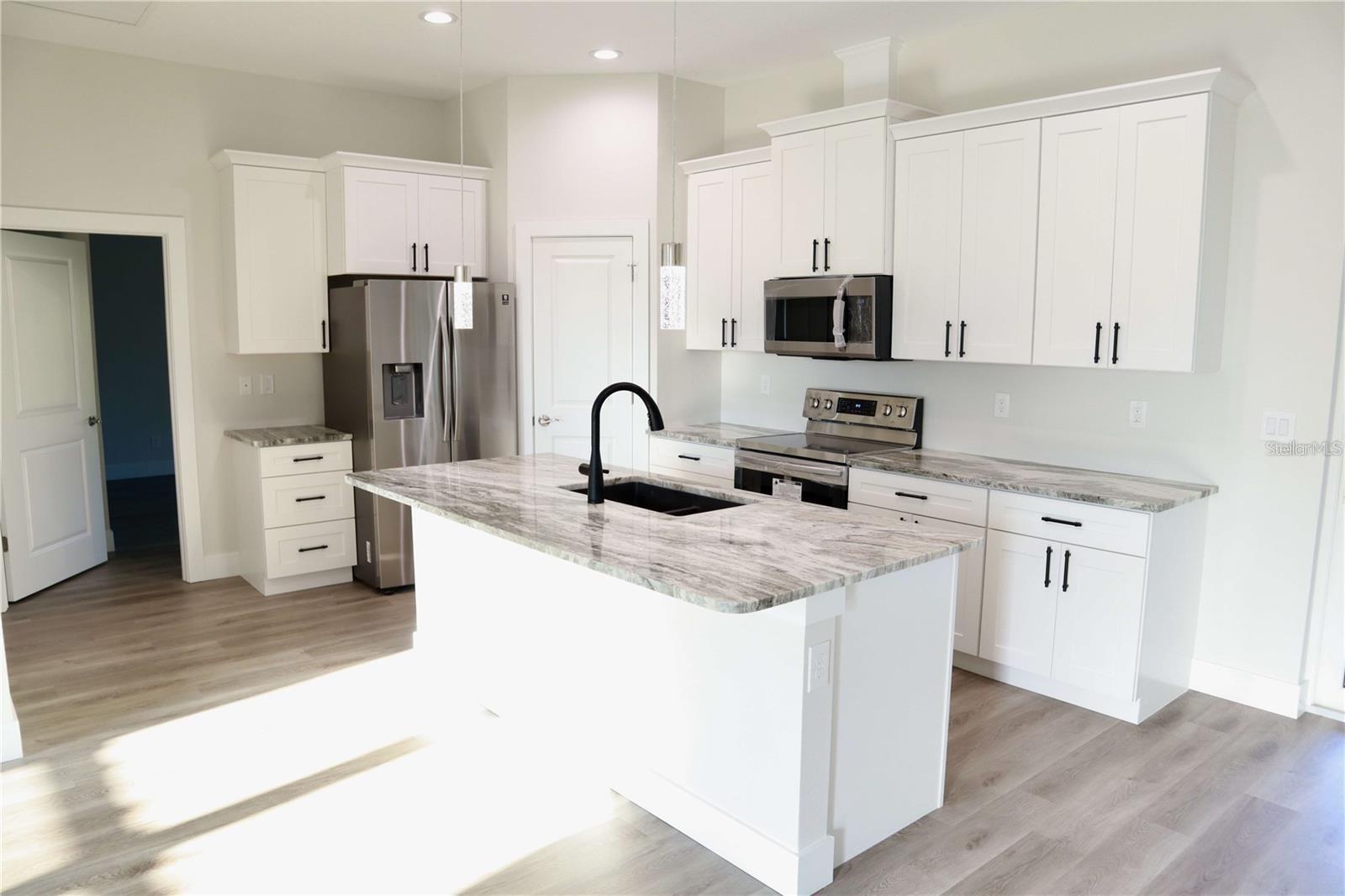 PORT CHARLOTTE SUB 37 - Residential Lease
