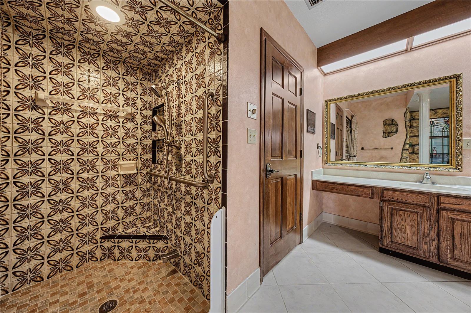 WEDGEWOOD ESTATES - Residential