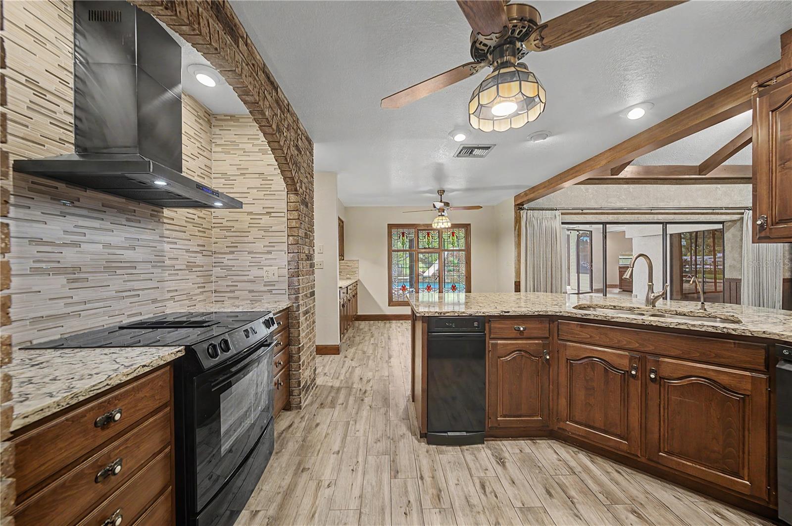 WEDGEWOOD ESTATES - Residential