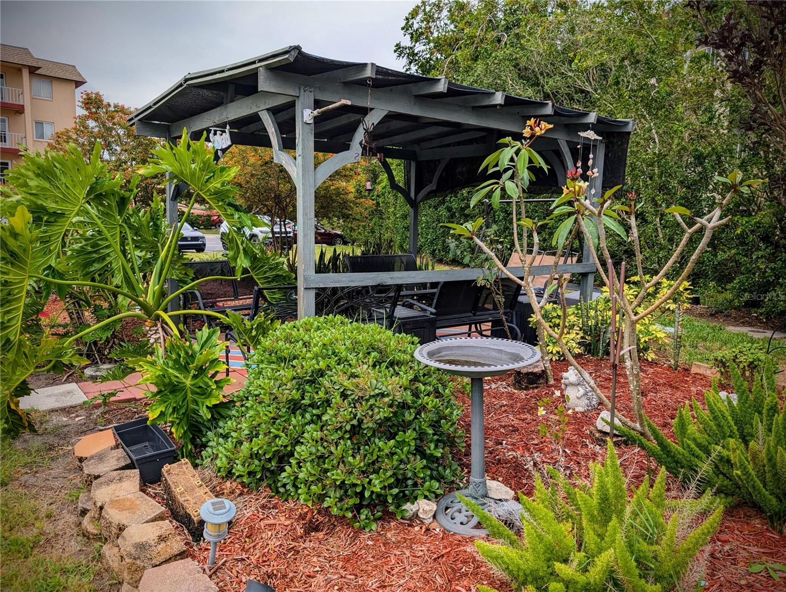 BAYSHORE ON THE LAKE APTS SEC 4 - Residential
