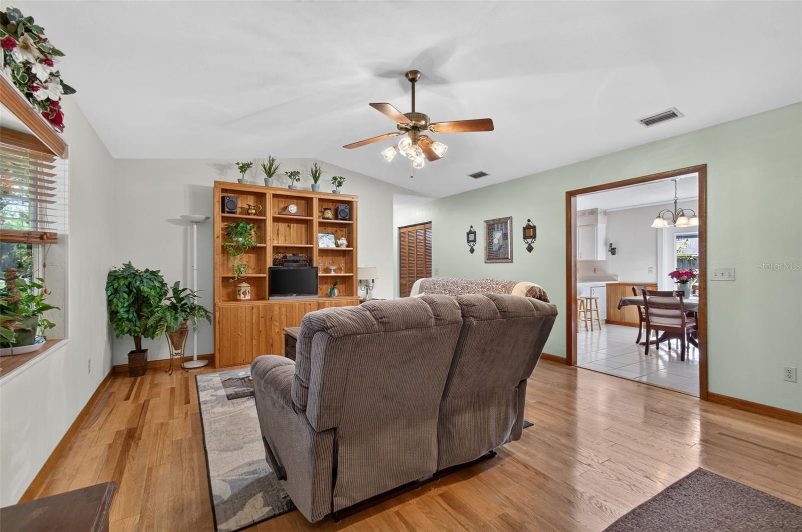 TIMBERBROOKE - Residential