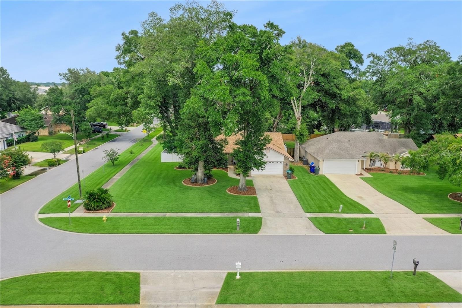 HIDDEN OAKS - Residential
