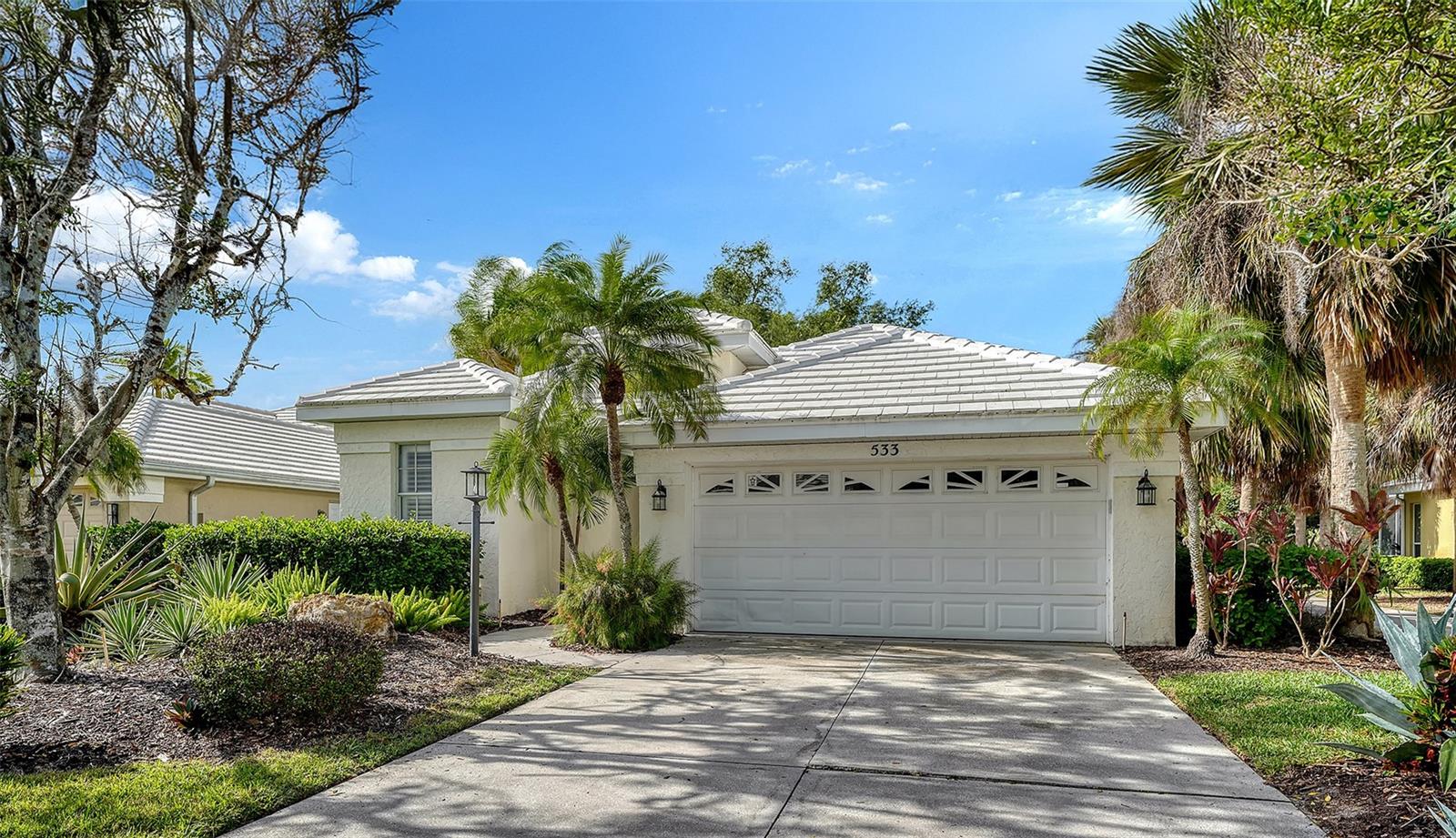 VENICE GOLF & COUNTRY CLUB - Residential
