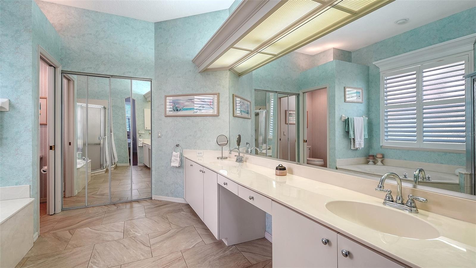 VENICE GOLF & COUNTRY CLUB - Residential