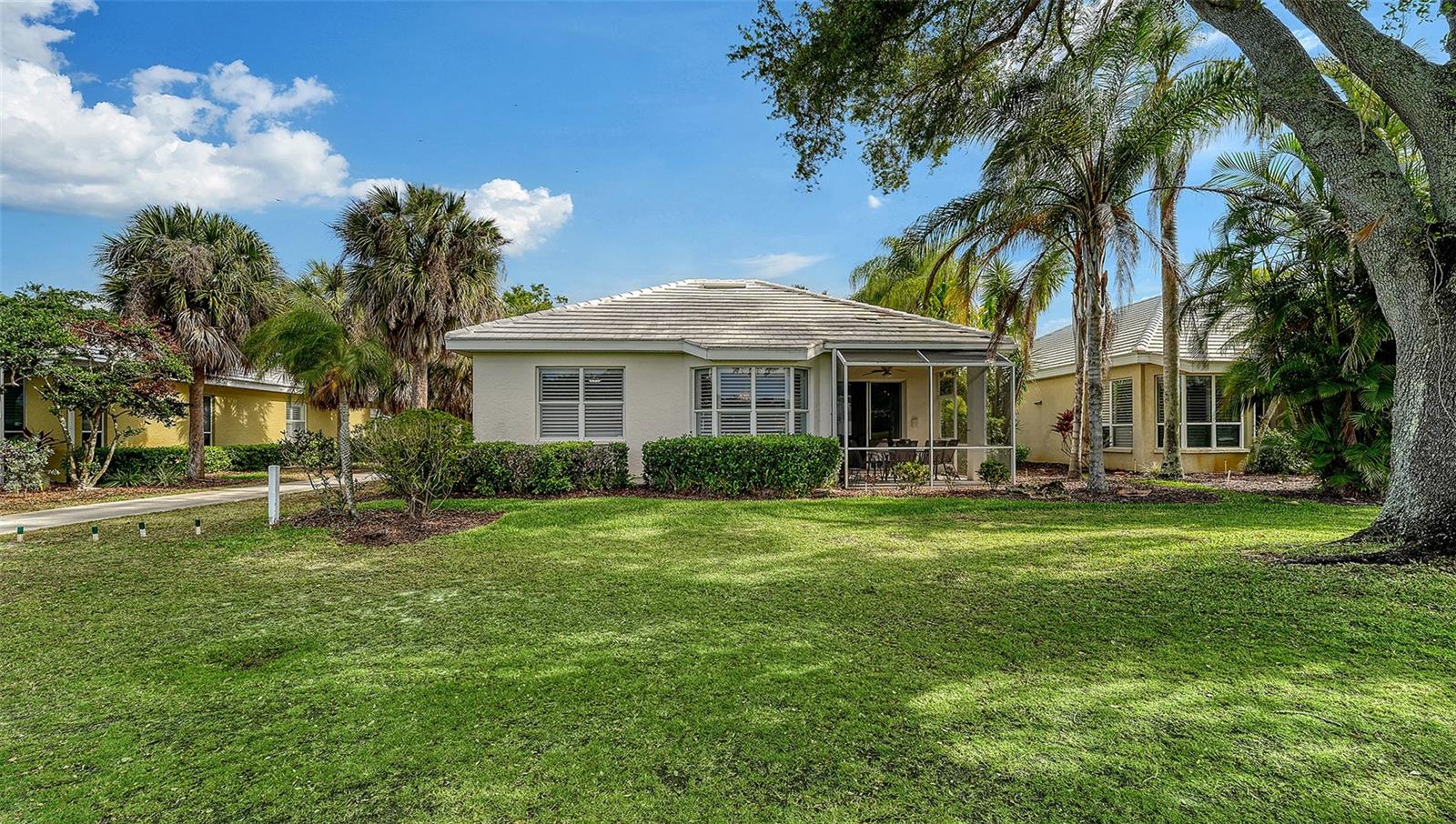 VENICE GOLF & COUNTRY CLUB - Residential