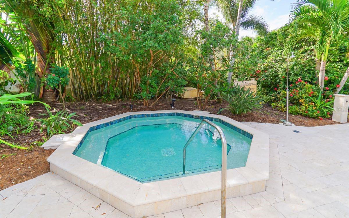 VENICE GOLF & COUNTRY CLUB - Residential
