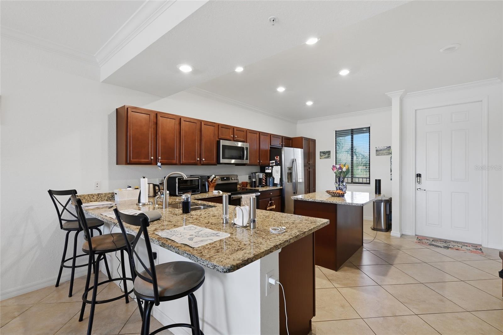 LAKEWOOD NATIONAL - Residential