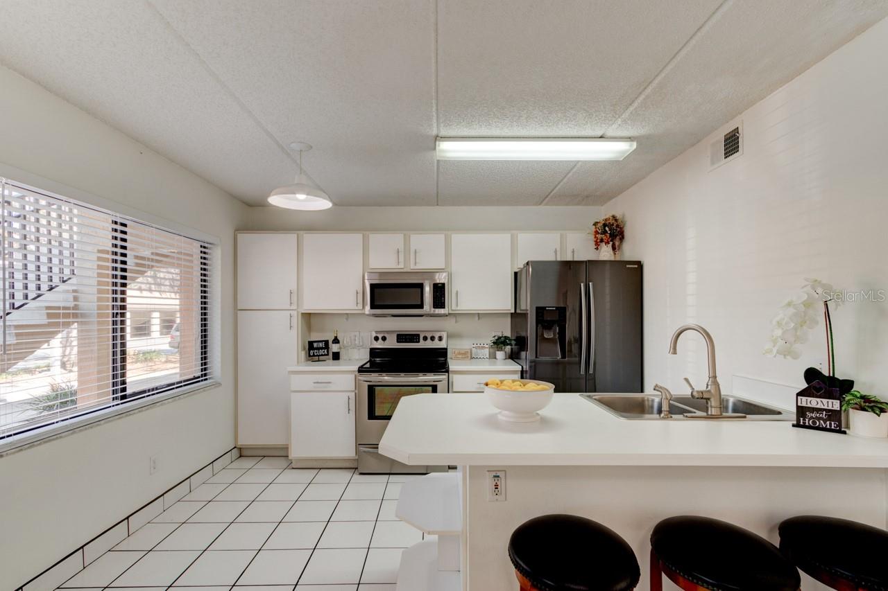 YORKTOWNE ESTATE CONDO - Residential