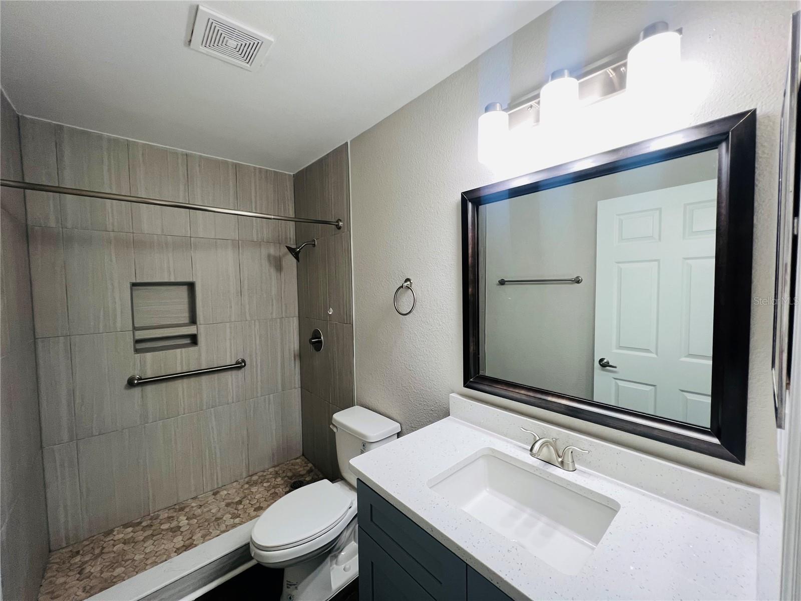 DOCKSIDE CONDO - Residential Lease