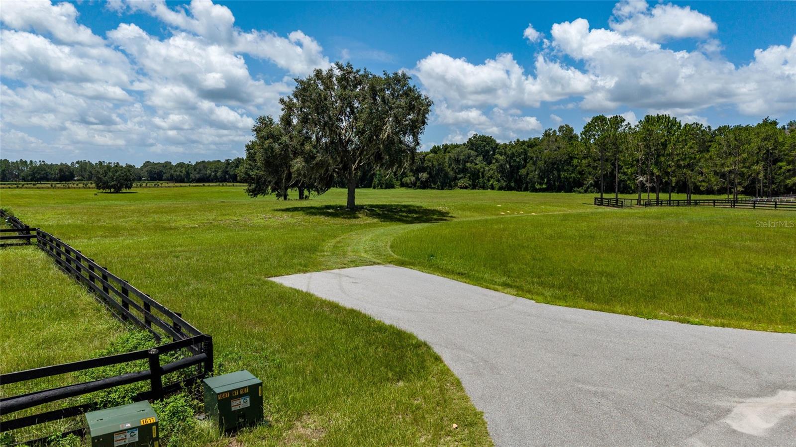 SPLIT PLAN FOR SILVERLEAF HILL - Land