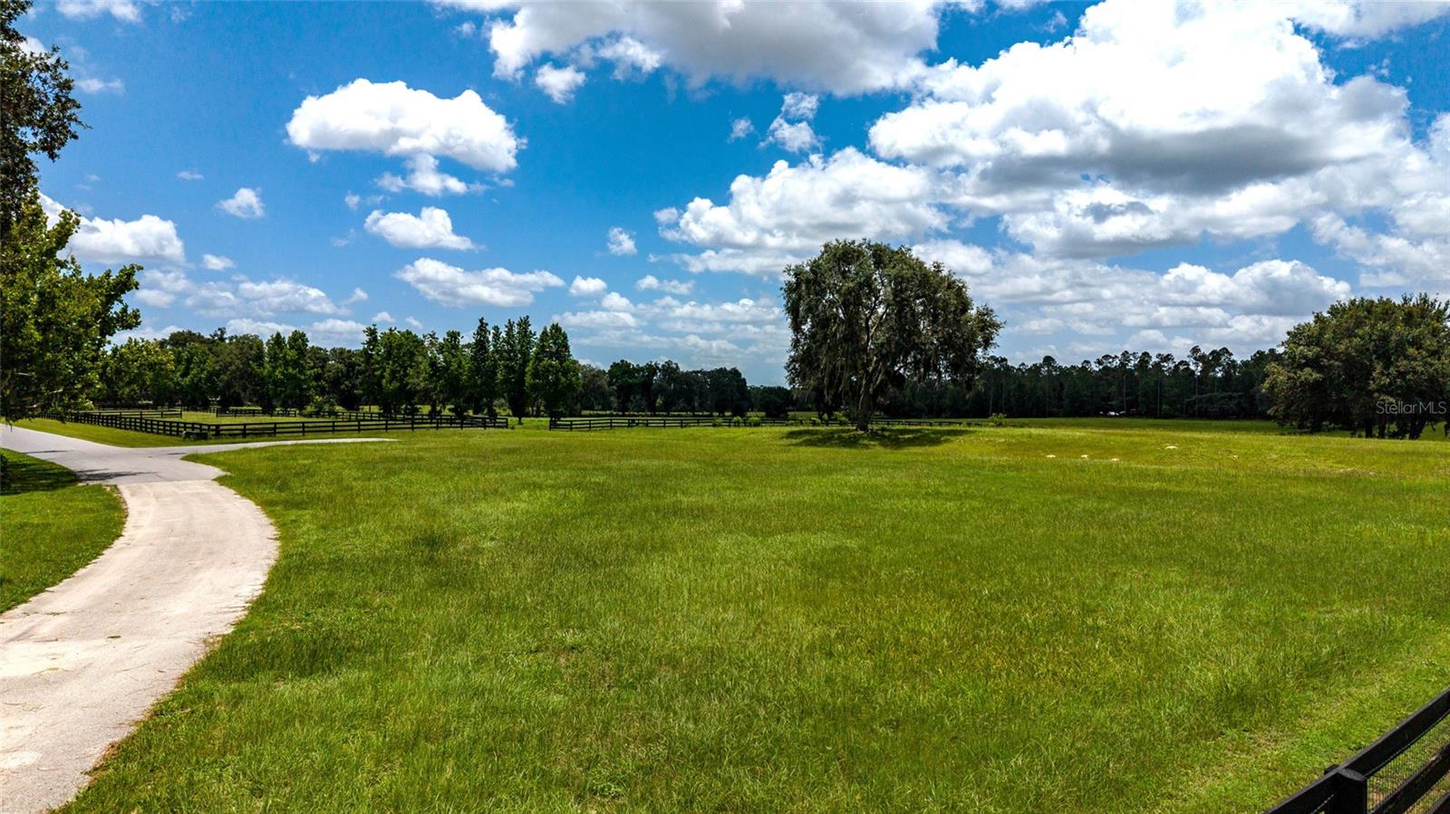 SPLIT PLAN FOR SILVERLEAF HILL - Land