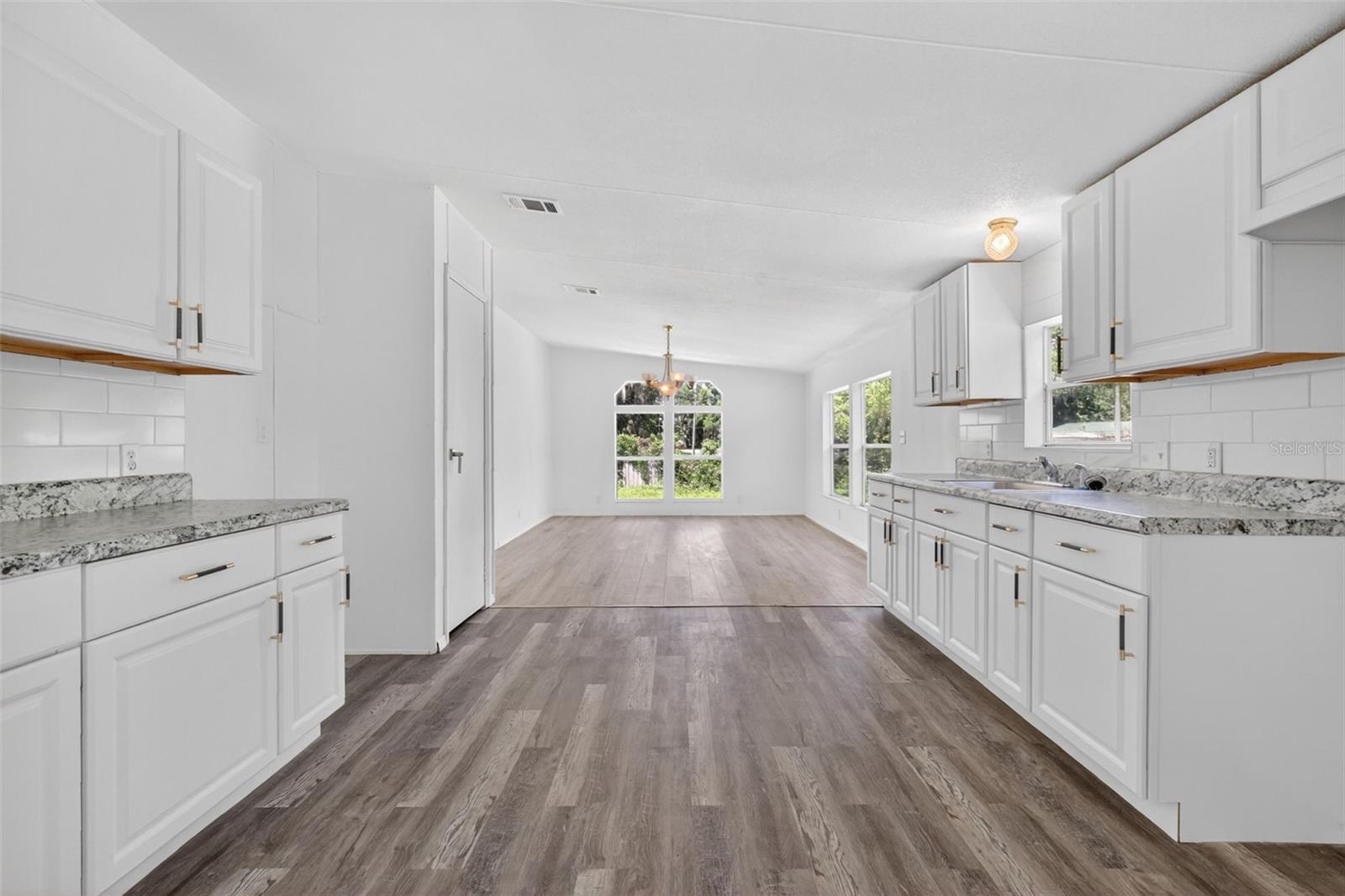 PANACOOCHEE RETREATS - Residential