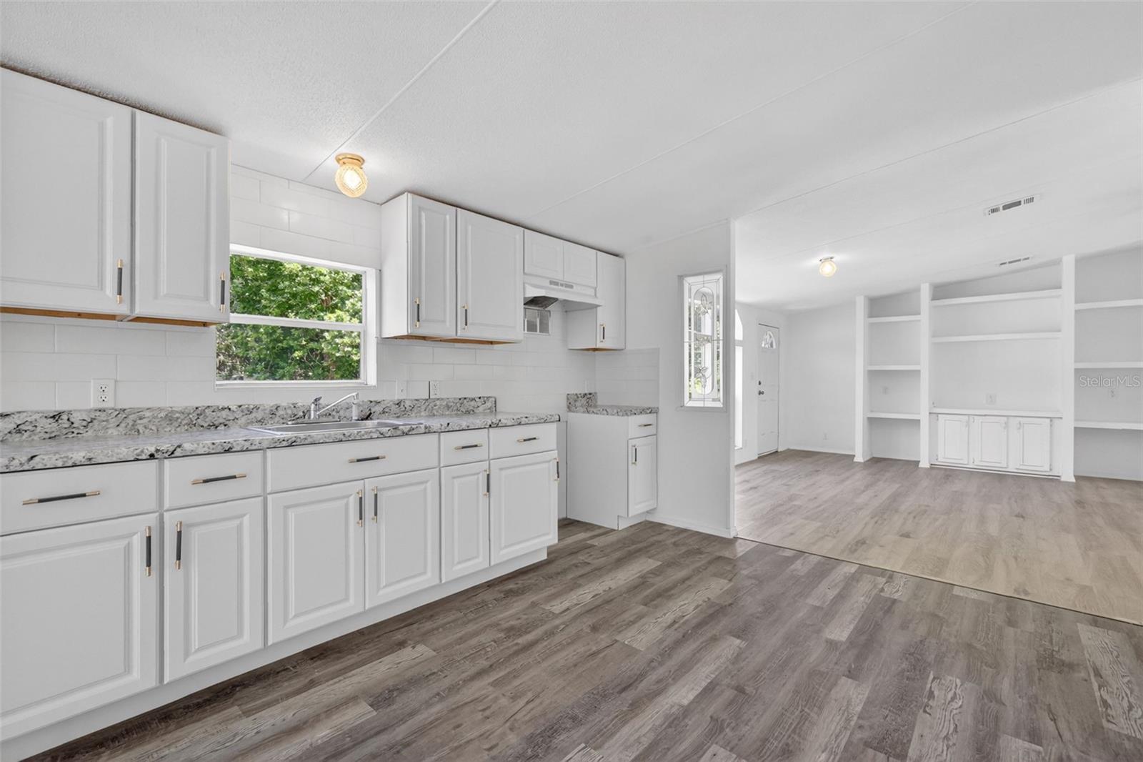 PANACOOCHEE RETREATS - Residential