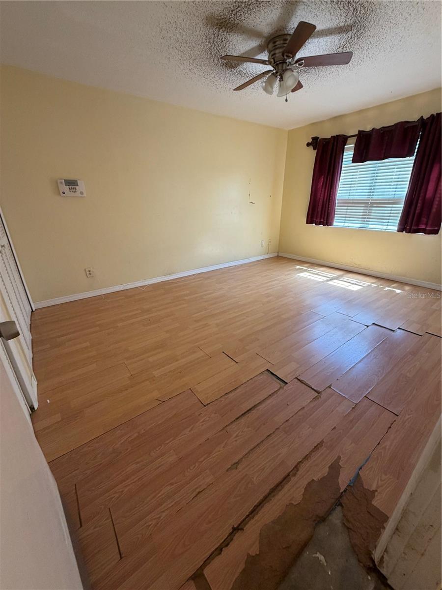GOLFSIDE VILLAS CONDO - Residential