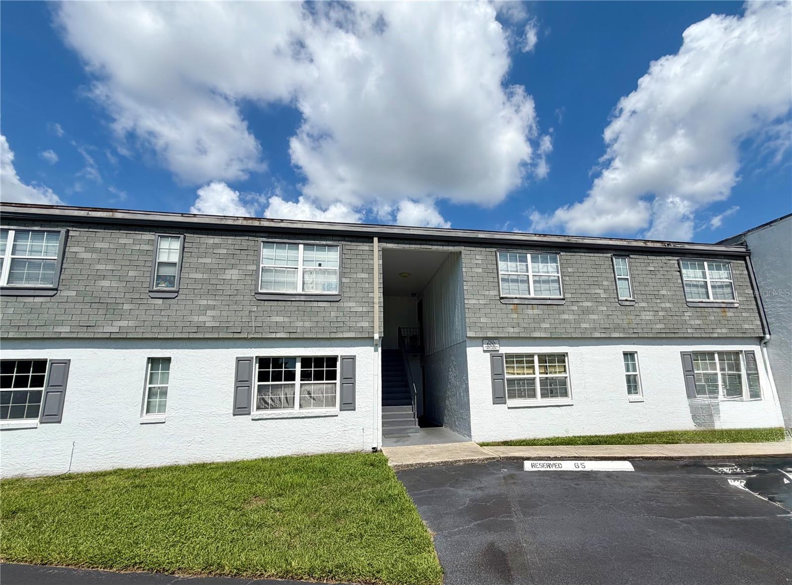GOLFSIDE VILLAS CONDO - Residential
