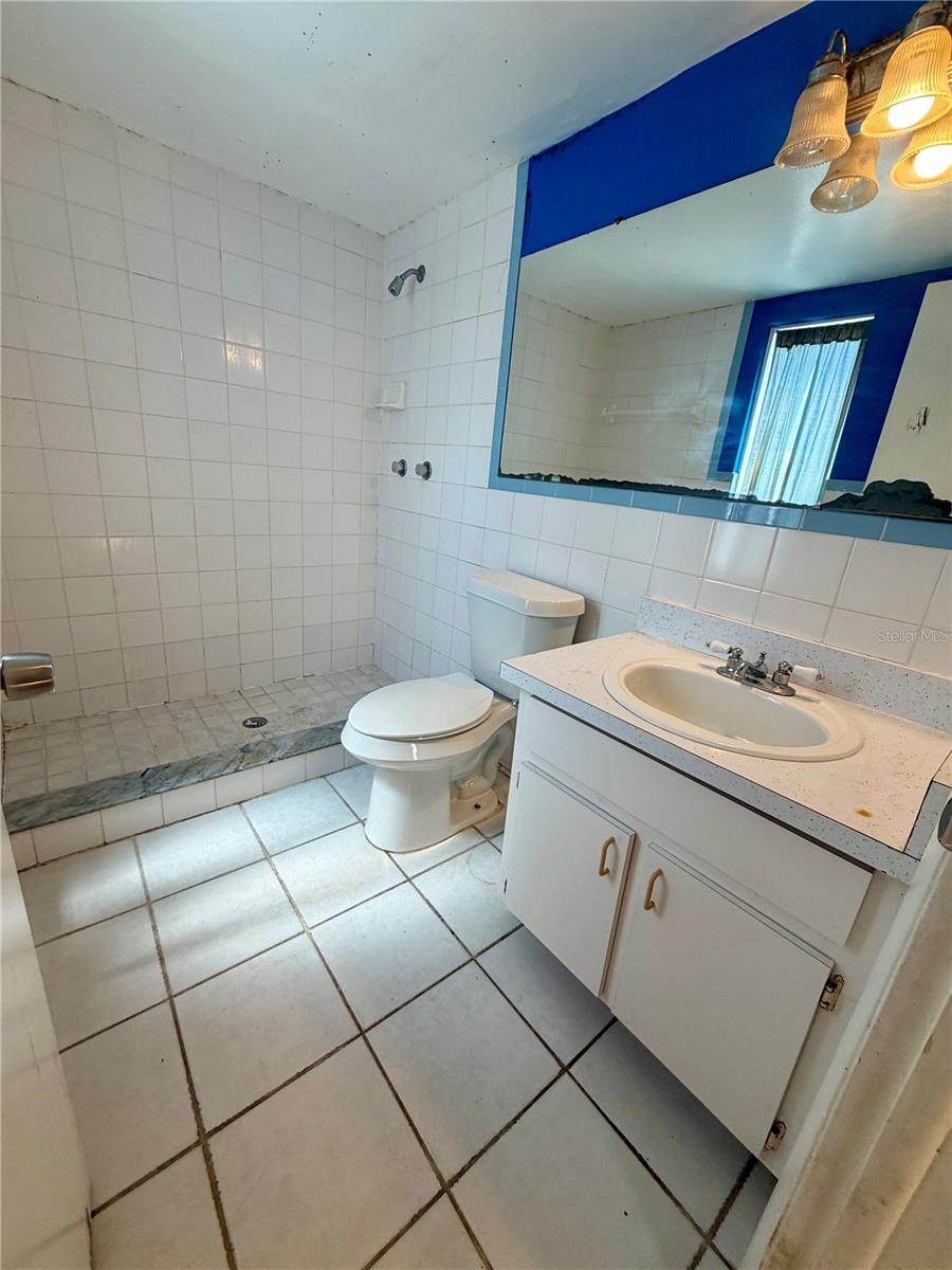 GOLFSIDE VILLAS CONDO - Residential