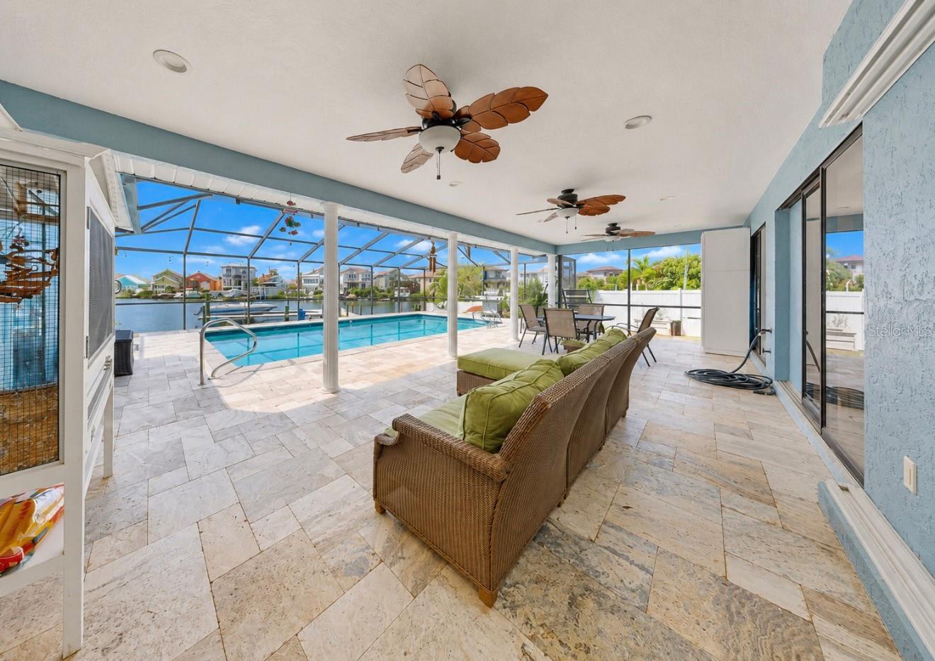 APOLLO BEACH UNIT 13 PT 1 RE - Residential