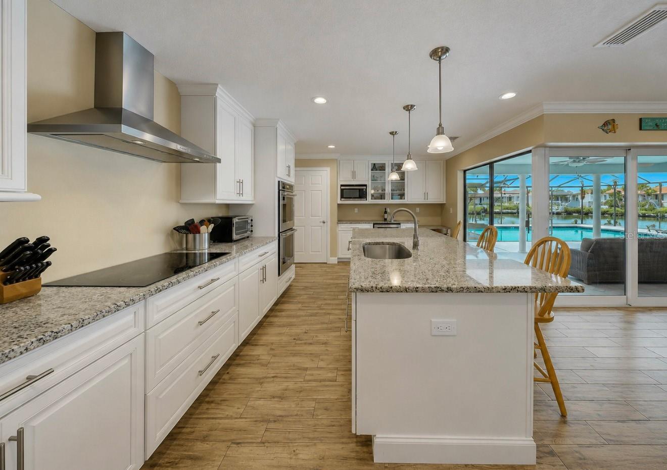 APOLLO BEACH UNIT 13 PT 1 RE - Residential