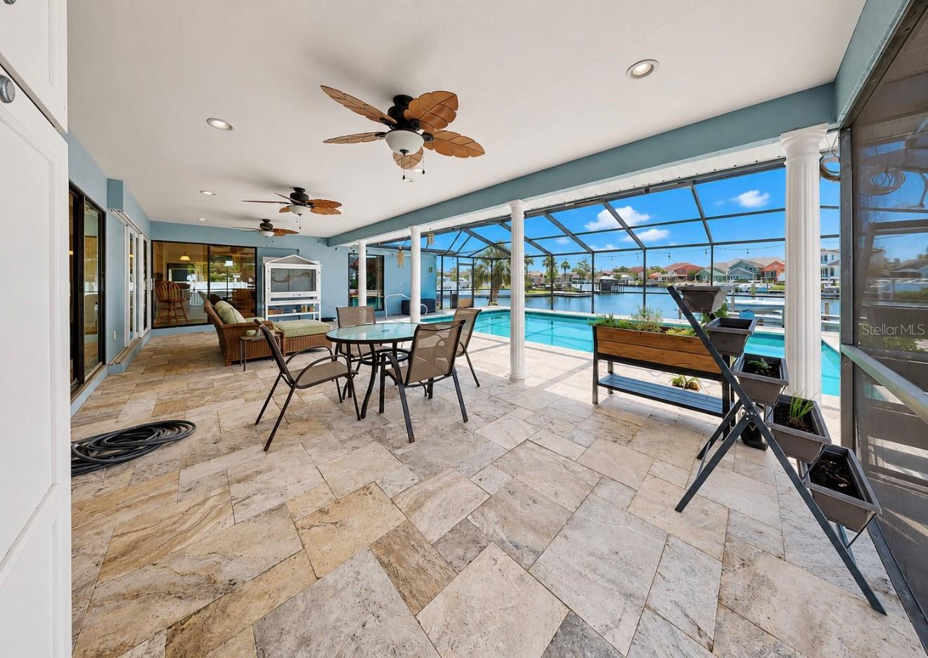 APOLLO BEACH UNIT 13 PT 1 RE - Residential