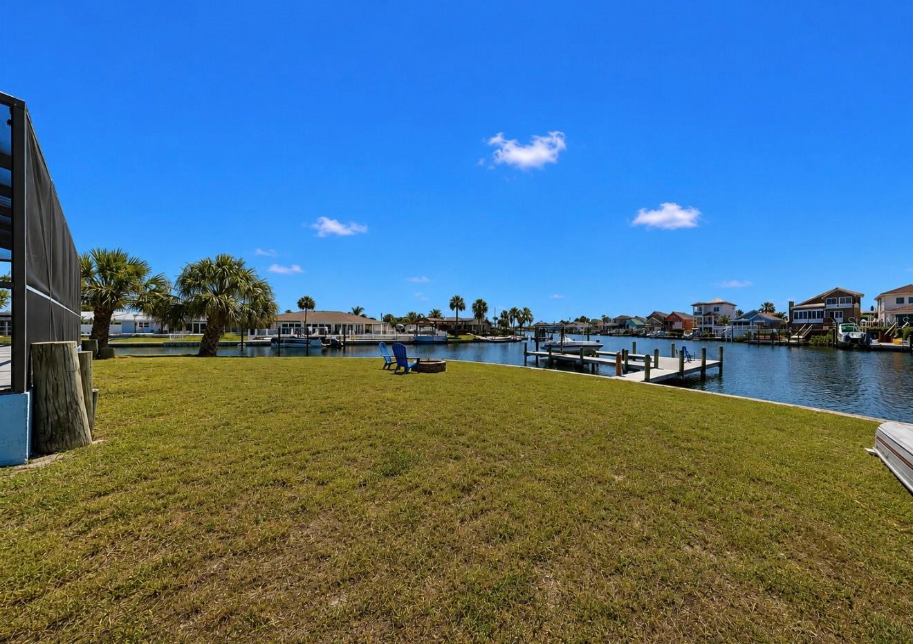 APOLLO BEACH UNIT 13 PT 1 RE - Residential