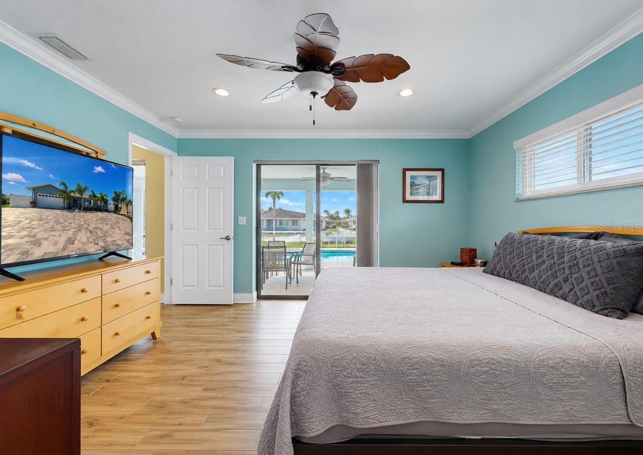 APOLLO BEACH UNIT 13 PT 1 RE - Residential