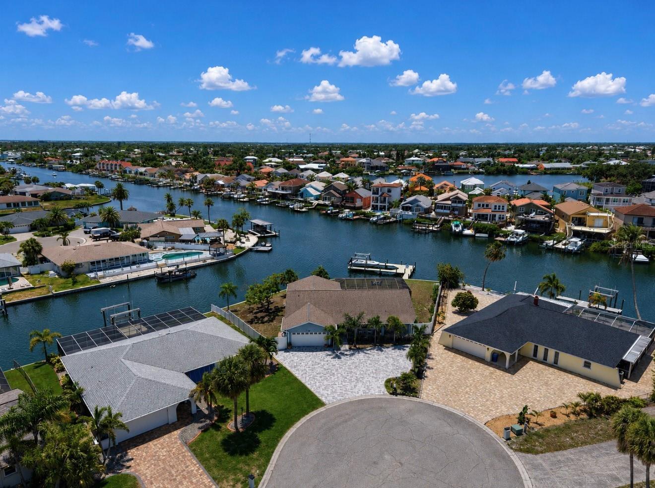 APOLLO BEACH UNIT 13 PT 1 RE - Residential