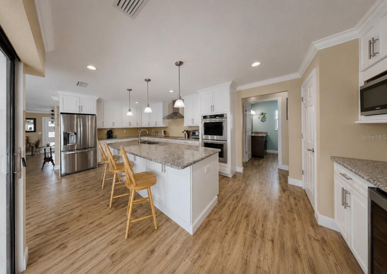 APOLLO BEACH UNIT 13 PT 1 RE - Residential