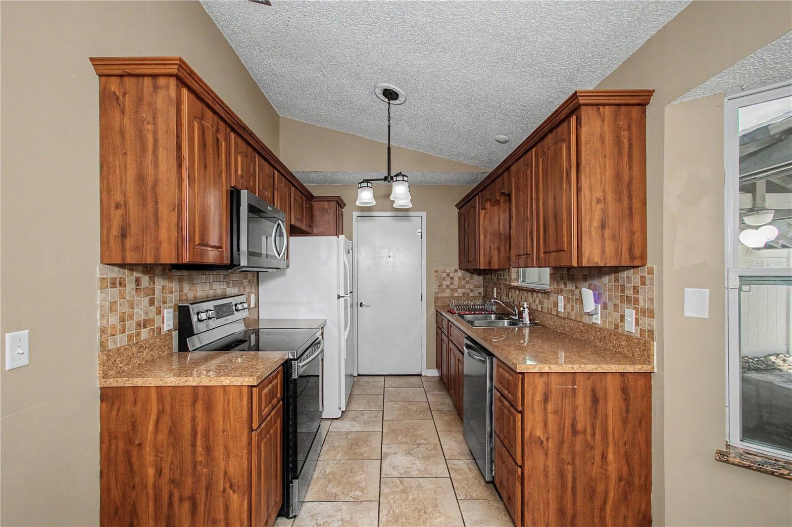 MARION OAKS UN 01 - Residential