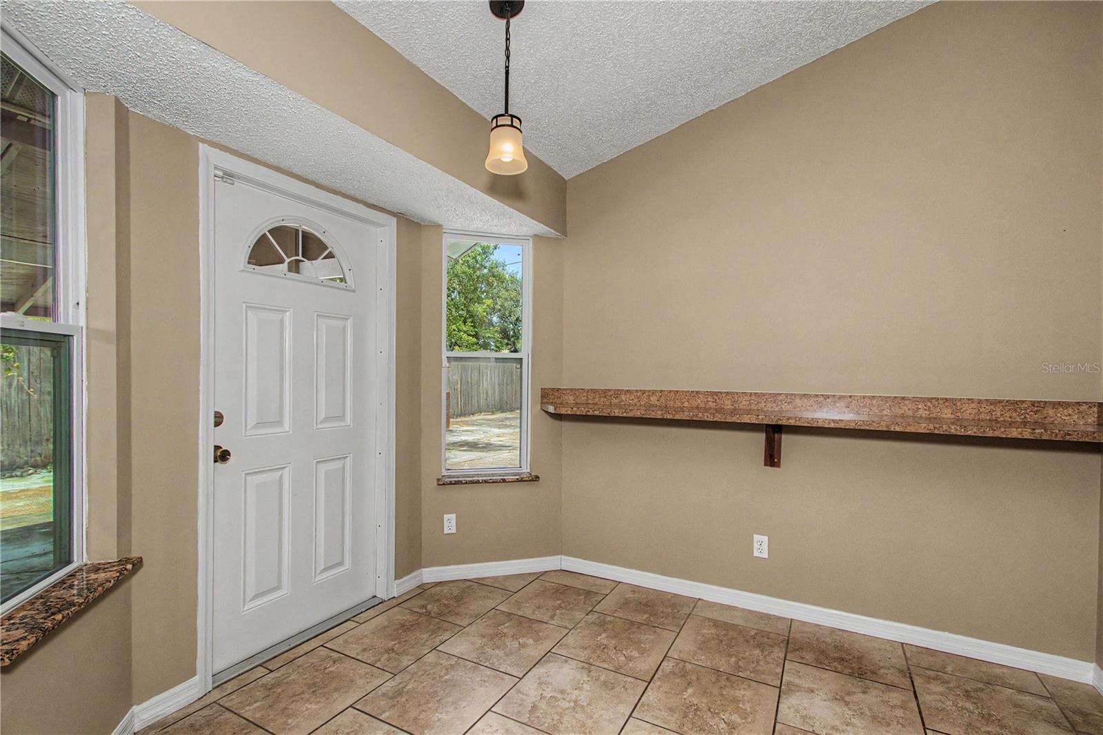 MARION OAKS UN 01 - Residential