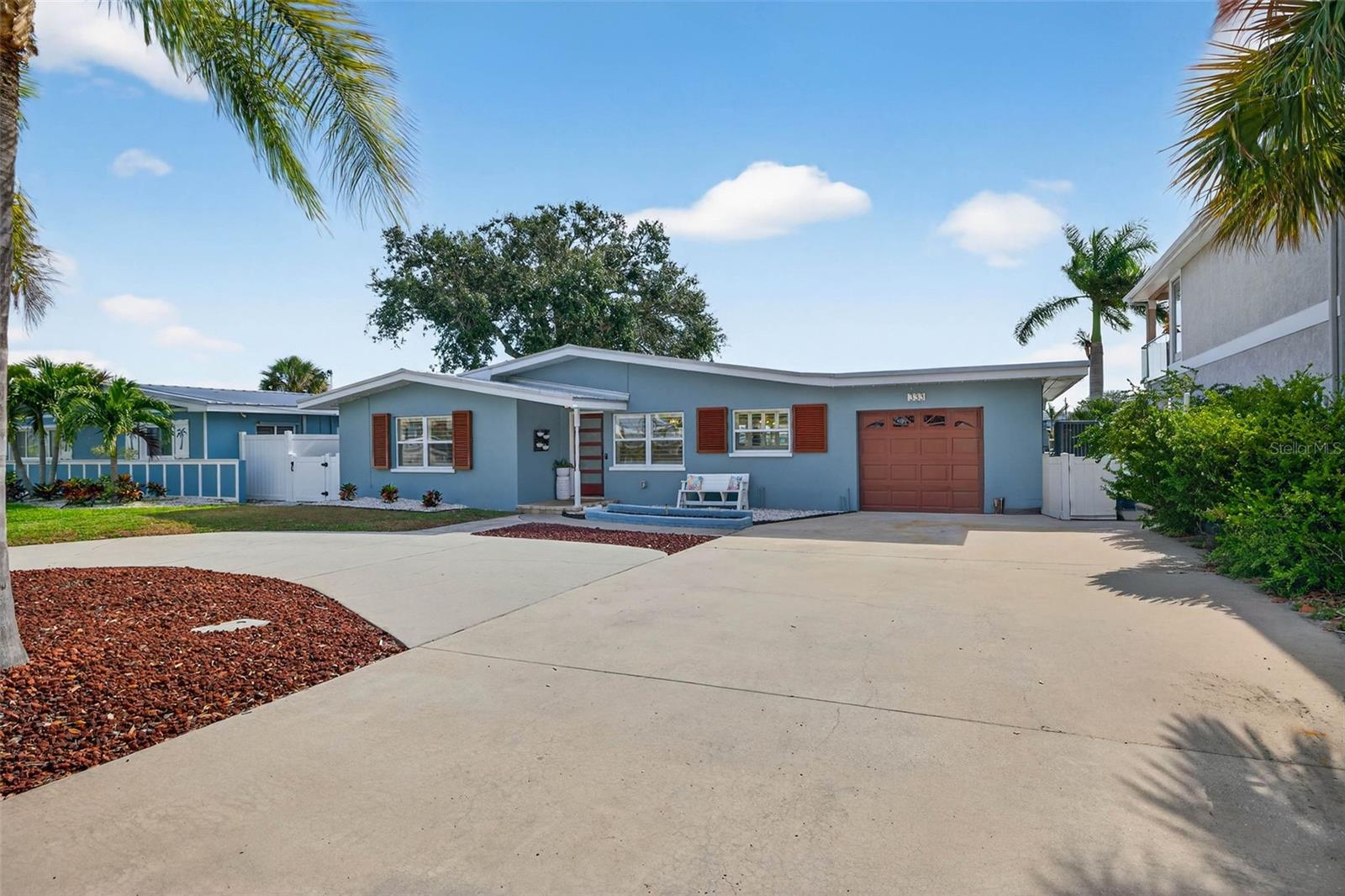 LA HACIENDA REP - Residential