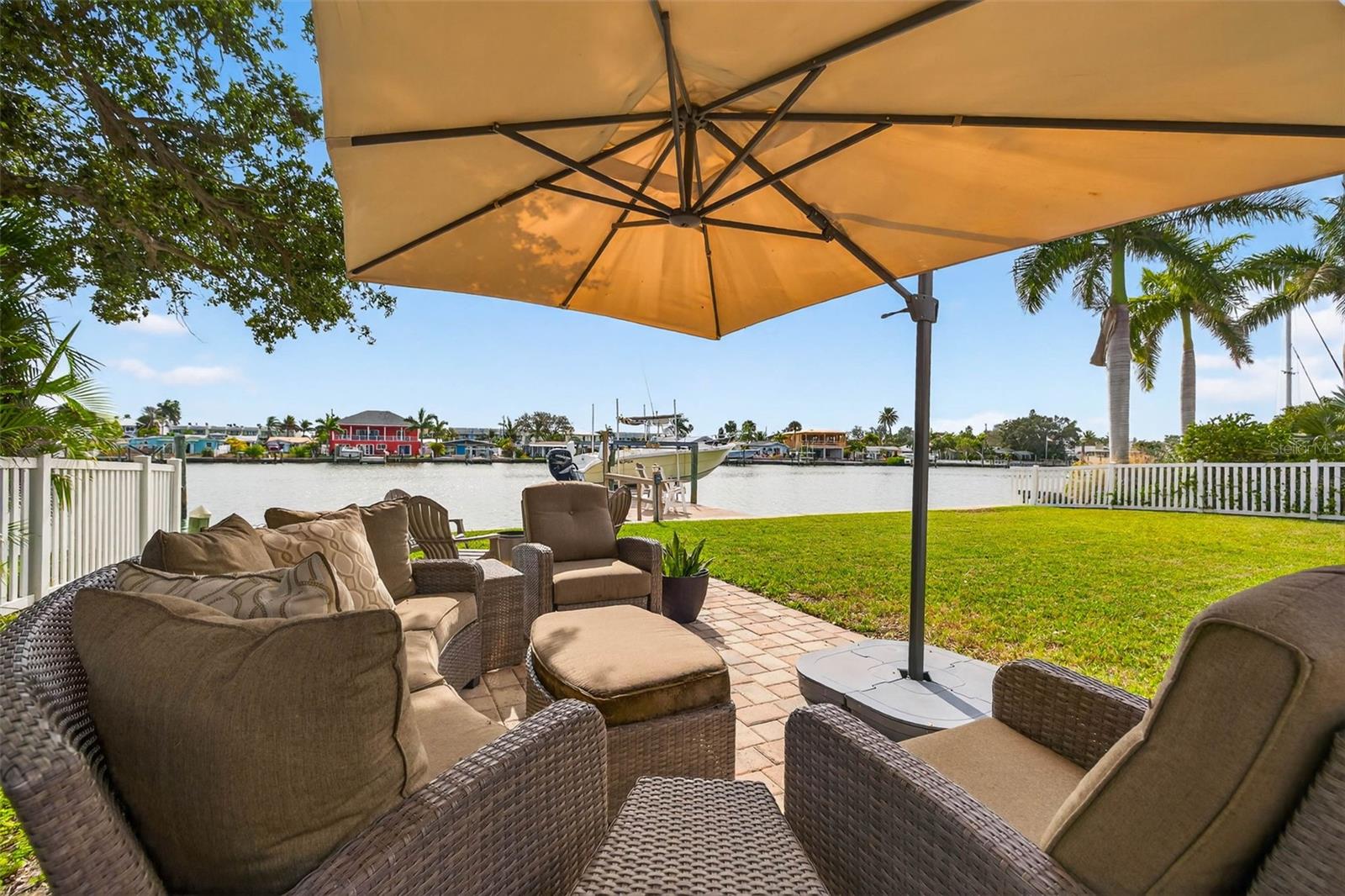 LA HACIENDA REP - Residential