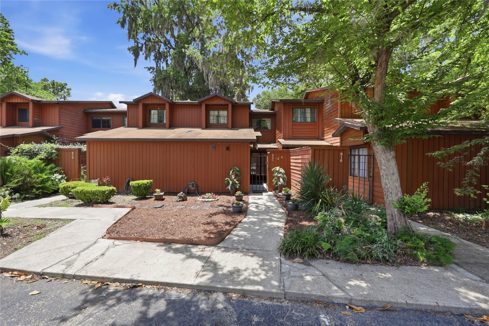 ROCKWOOD VILLAS UNIT II - Residential