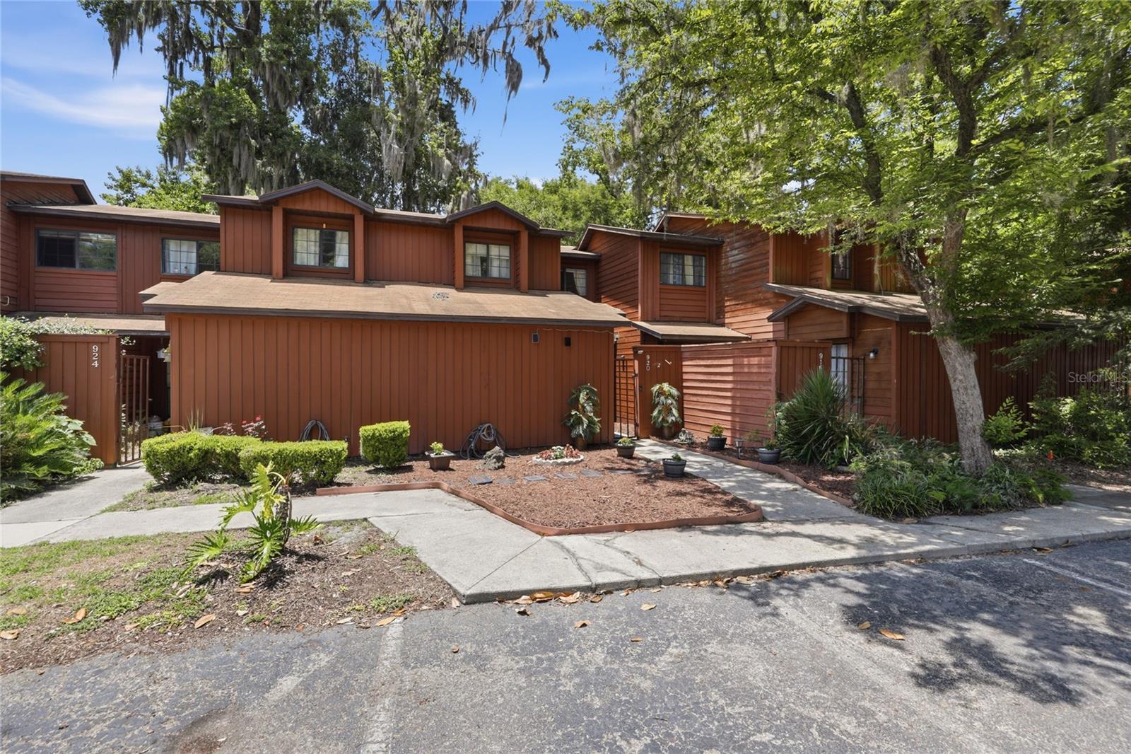 ROCKWOOD VILLAS UNIT II - Residential