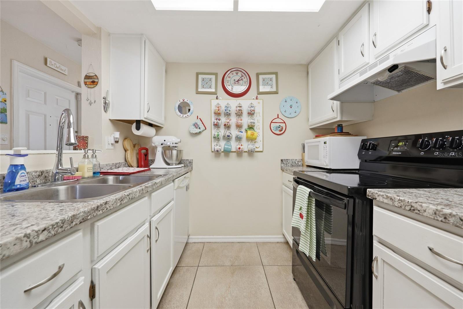 ROCKWOOD VILLAS UNIT II - Residential