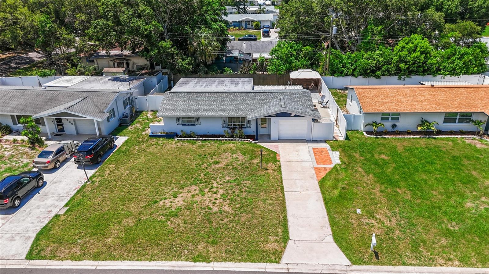 RIDGEWOOD GROVES - Residential