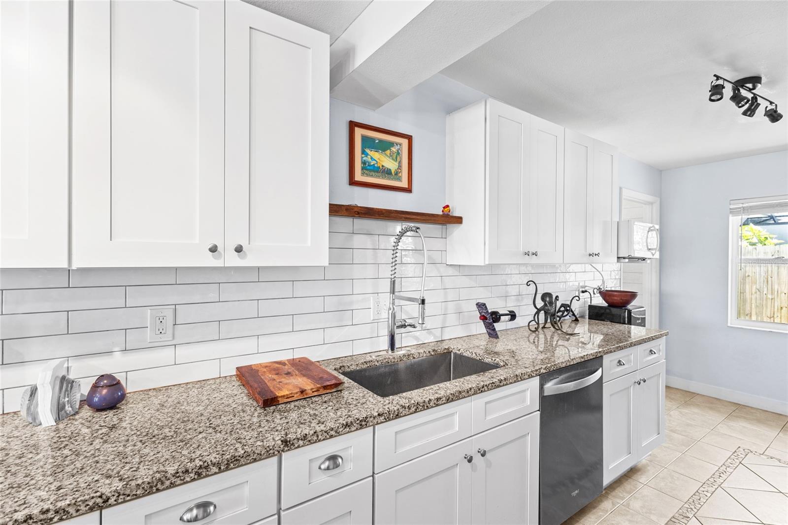 RIDGEWOOD GROVES - Residential