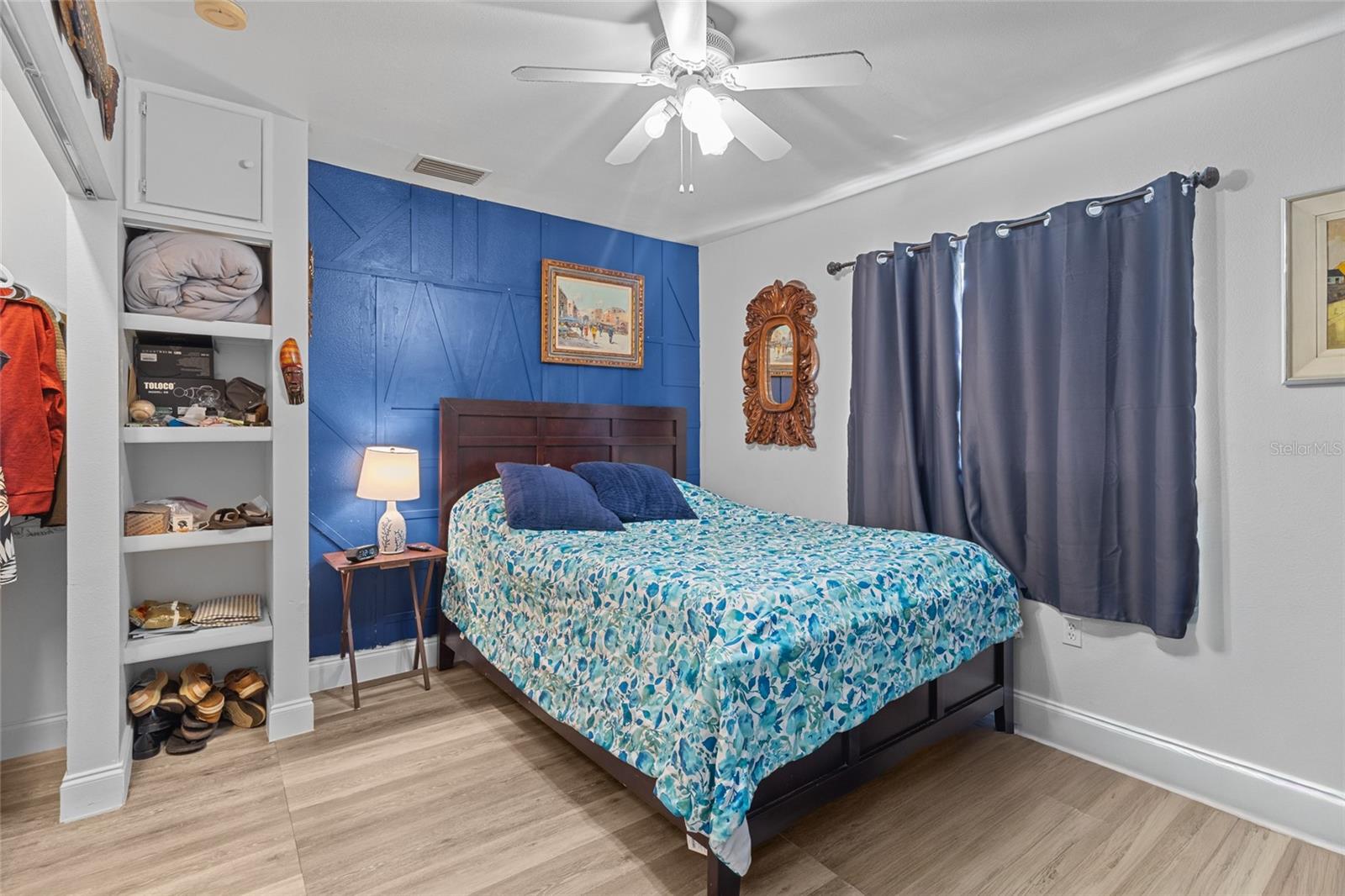 RIDGEWOOD GROVES - Residential