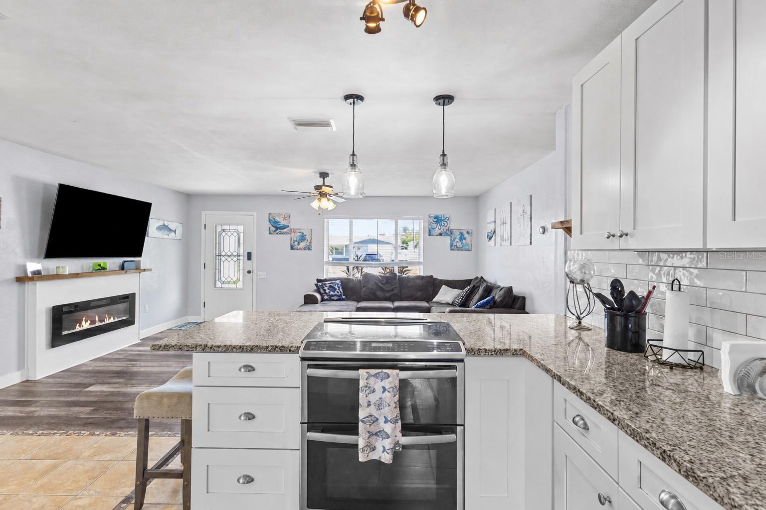 RIDGEWOOD GROVES - Residential