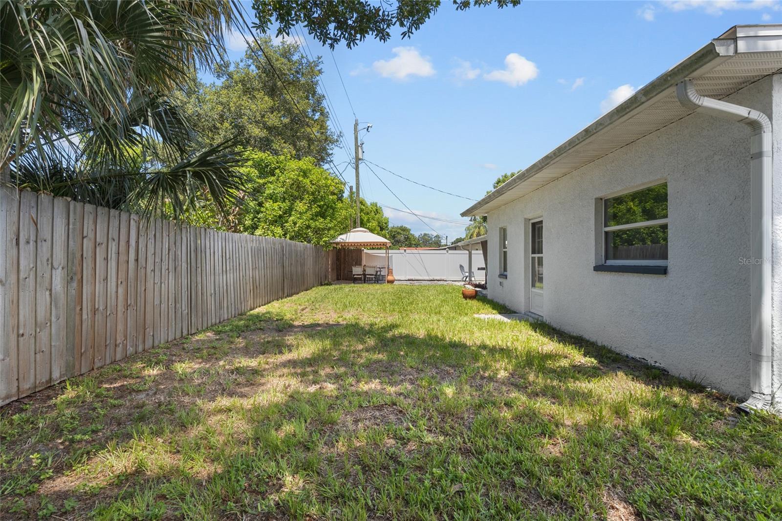 RIDGEWOOD GROVES - Residential