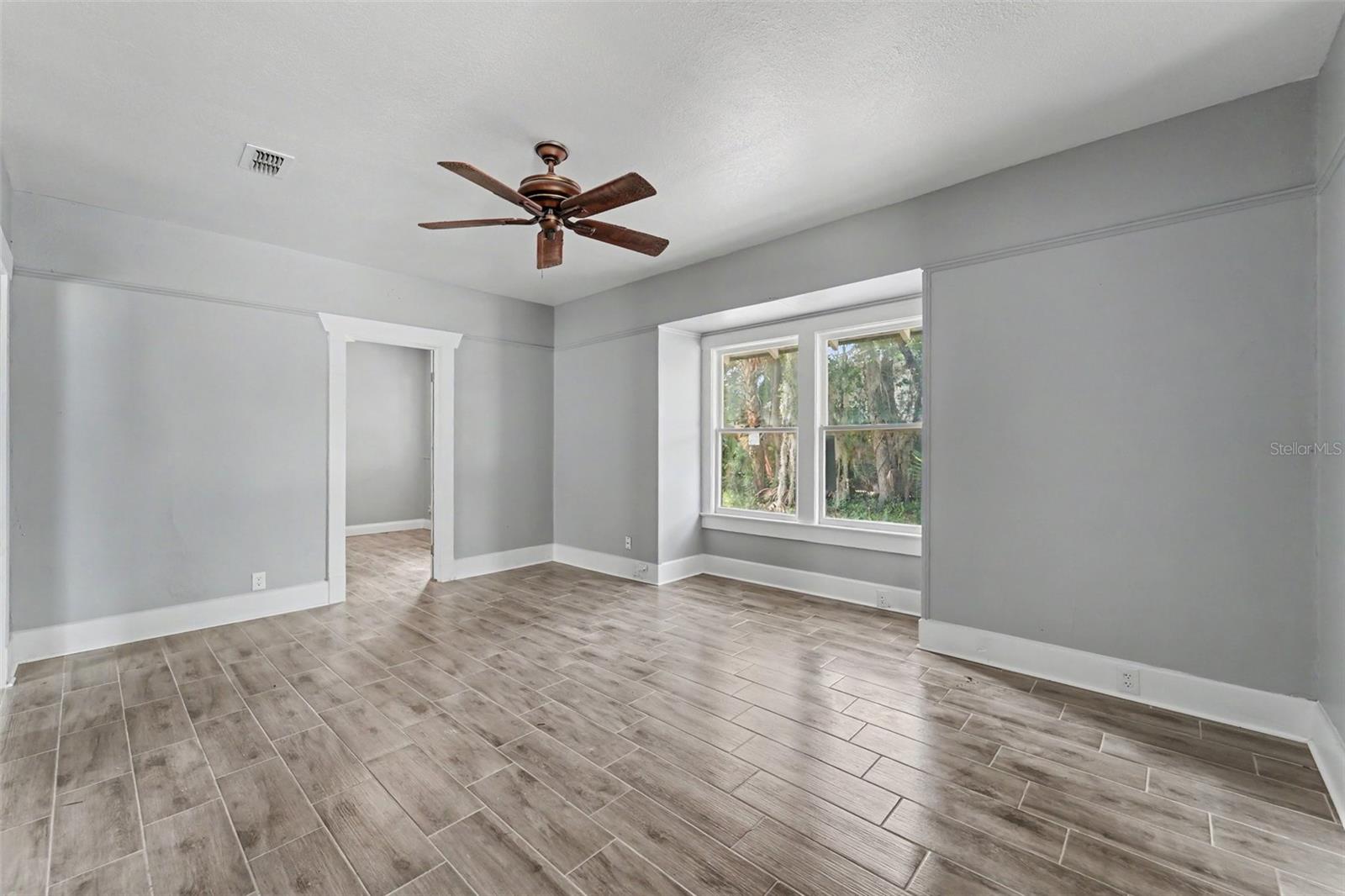 FARRAR A H - Residential Income