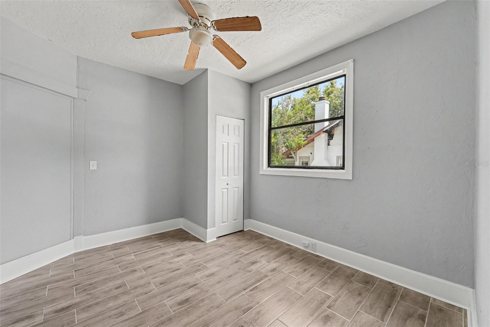 FARRAR A H - Residential Income