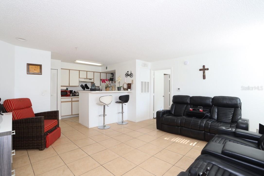 VILLAS DEL SOL AT KISSIMMEE CONDO - Residential