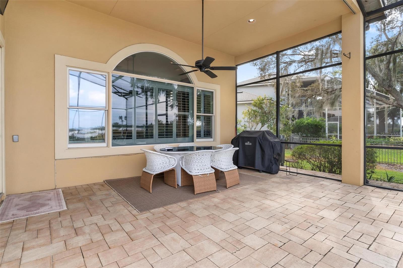 MOUNT DORA COUNTRY CLUB MOUNT DORA UNIT 02 - Residential