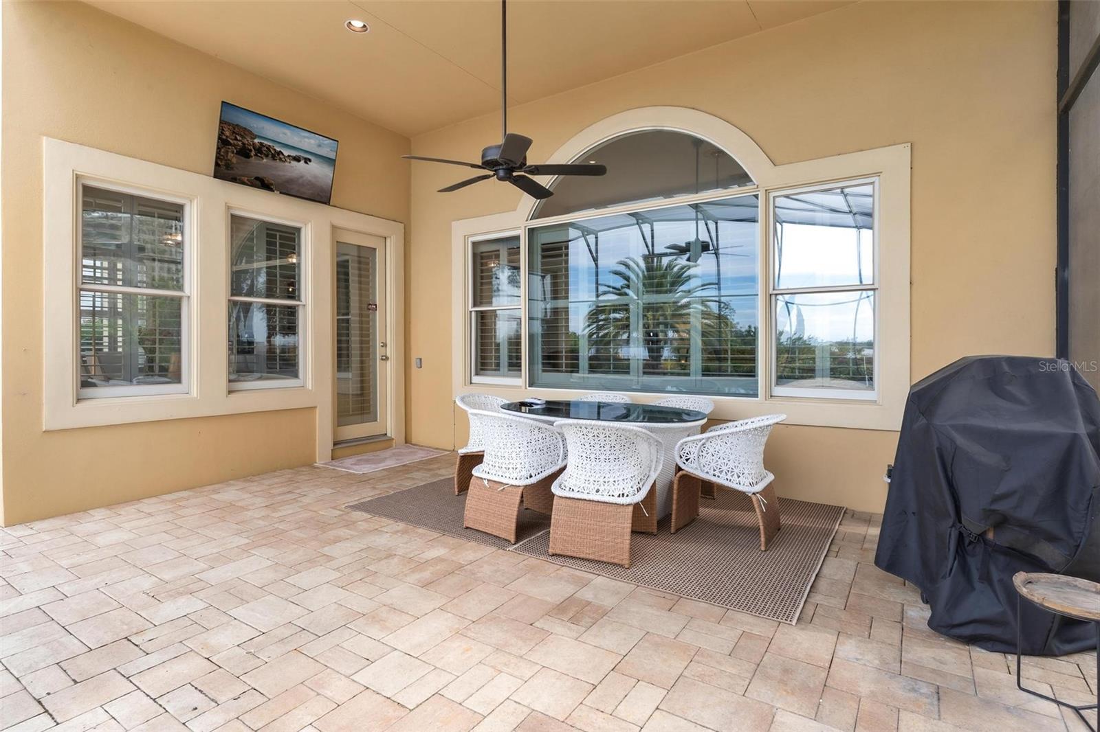 MOUNT DORA COUNTRY CLUB MOUNT DORA UNIT 02 - Residential